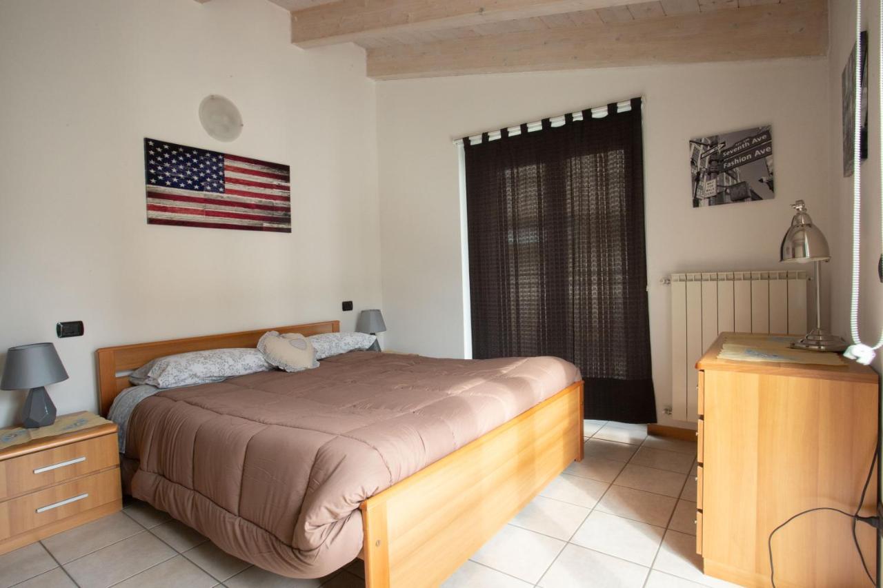Casa Vacanze Valeria Sondrio Eksteriør billede