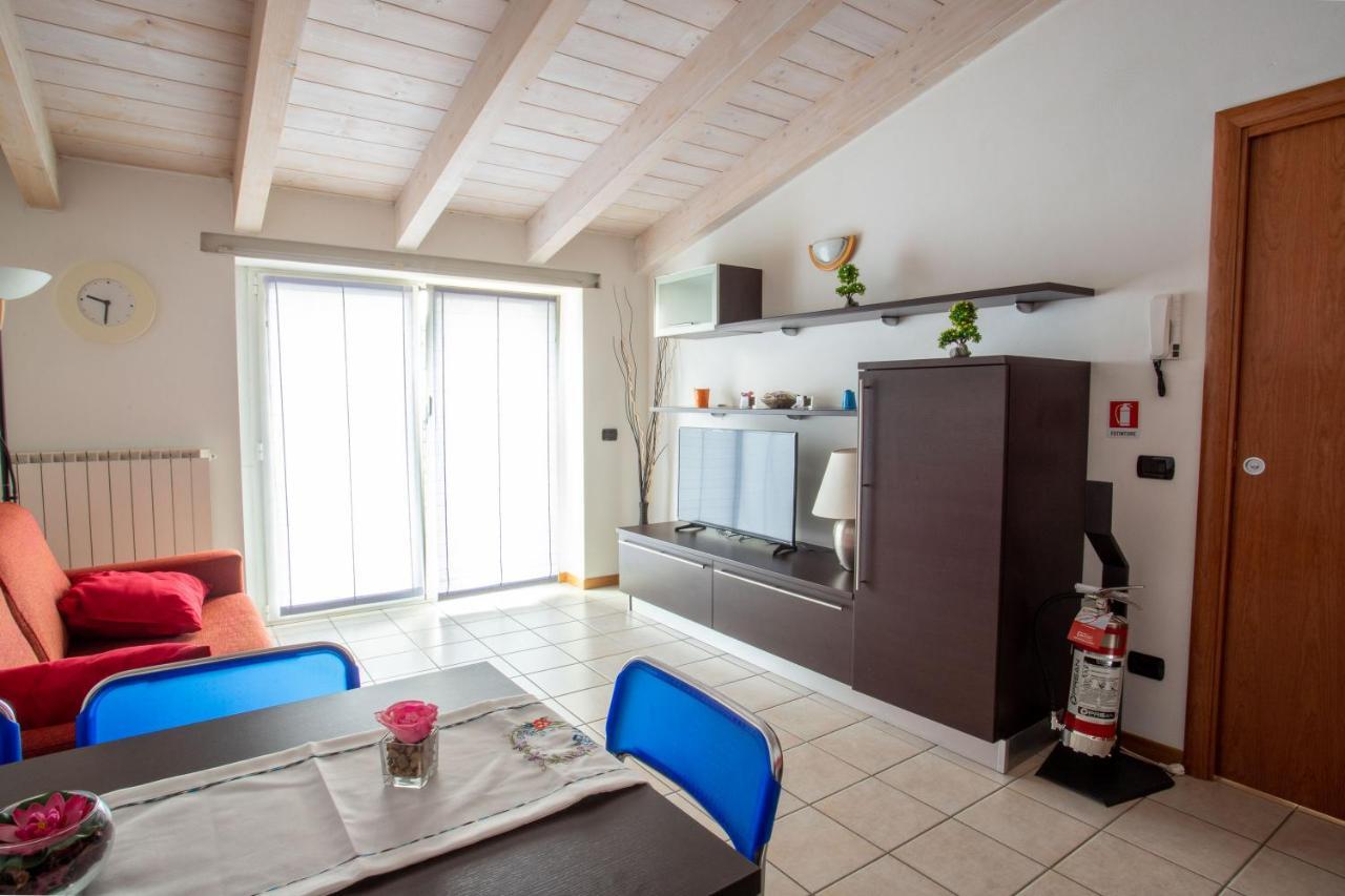 Casa Vacanze Valeria Sondrio Eksteriør billede